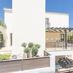 Nyaraló Ferienvilla Fuer 10 Personen In By Interhome