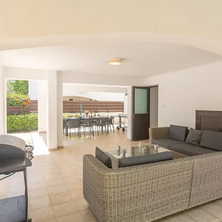 Ferienvilla Fuer 10 Personen In By Interhome Ferienhaus *