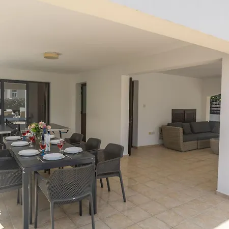 Сasa de vacaciones Ferienvilla Fuer 10 Personen In By Interhome *
