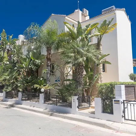 Ferienvilla Fuer 10 Personen In By Interhome * Protaras