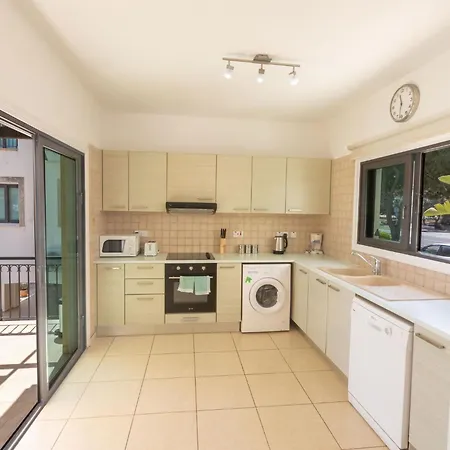 Ferienvilla Fuer 10 Personen In By Interhome