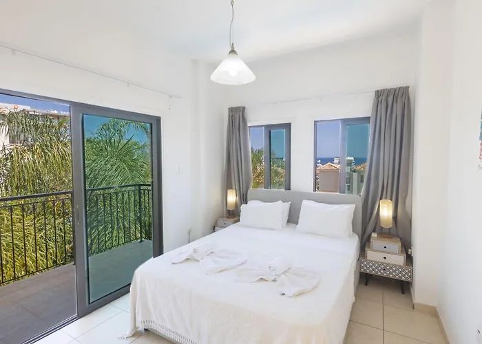 Ferienvilla Fuer 10 Personen In By Interhome * بروتاراس