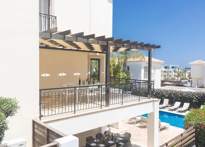 Ferienvilla Fuer 10 Personen In By Interhome