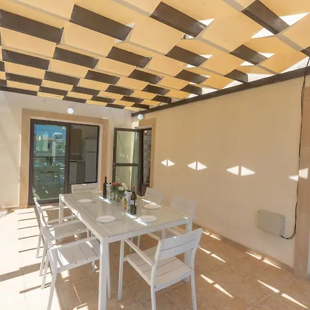 Ferienvilla Fuer 10 Personen In By Interhome Protaras