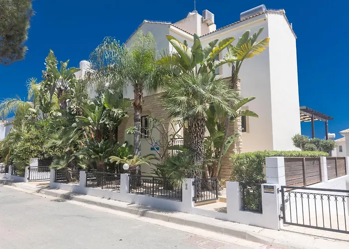 Ferienvilla Fuer 10 Personen In By Interhome * Protaras